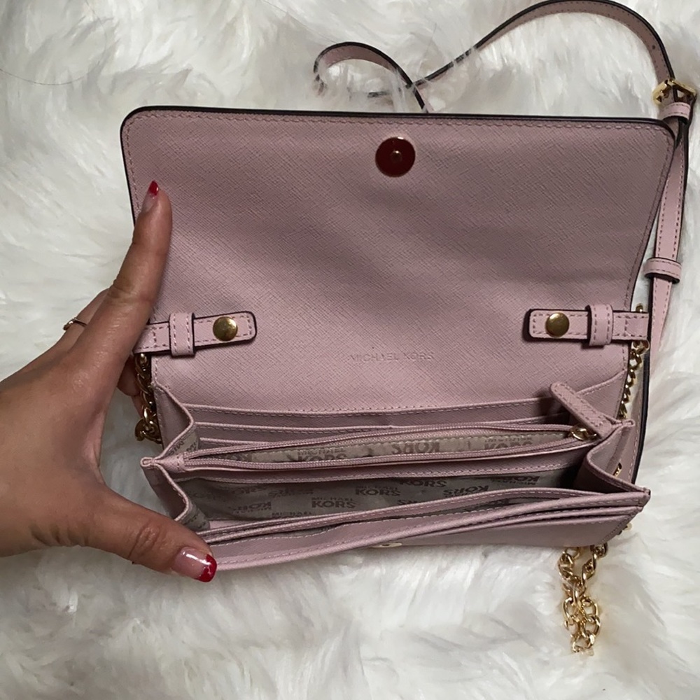 Micheal kors wallet crossbody bag